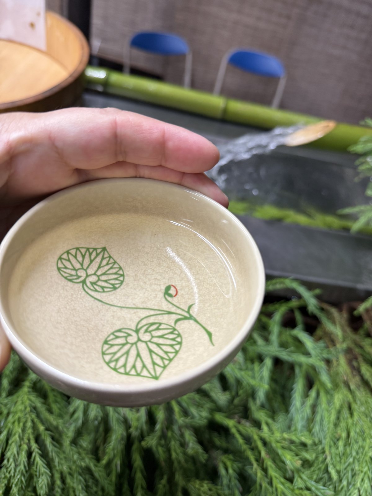 水の流れと器